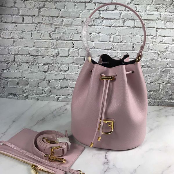 2020 marca de luxo clssico couro um ombro saco diagonal feminino grande capacidade bolsa zkuz
2020 marca de luxo clssico couro um ombro saco diagonal feminino grande capacidade bolsa zkuz
