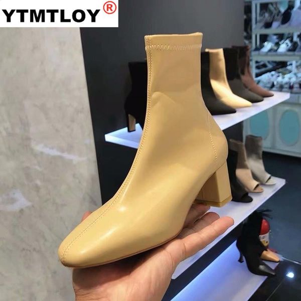 boots women 2021 zipper women's rubber shoes rain booties ladies luxury designer med stockings rock fashion mid calf mid-cal, Black
boots women 2021 zipper women's rubber shoes rain booties ladies luxury designer med stockings rock fashion mid calf mid-cal, Black