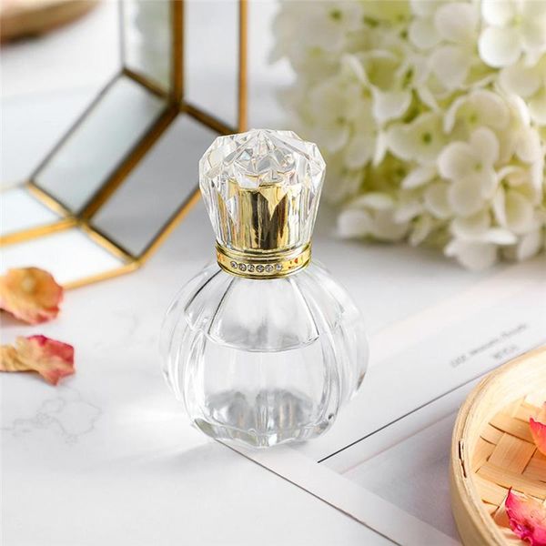 50 ml empty glass perfume bottle atomizer refillable bottles transparent spray bottle travel parfum atomizer
50 ml empty glass perfume bottle atomizer refillable bottles transparent spray bottle travel parfum atomizer