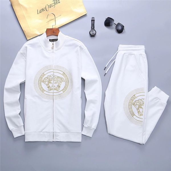 19ssdesigner hoodies pants 2 piece sets men tracksuits fashion solid color brand print embroidered letters outfit suits sweatsh, Gray
19ssdesigner hoodies pants 2 piece sets men tracksuits fashion solid color brand print embroidered letters outfit suits sweatsh, Gray