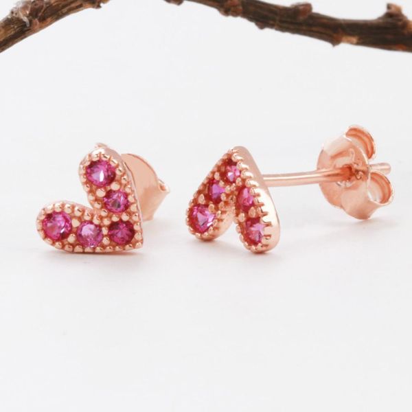 luxurys designers fashion ye034 sterling silver 925 rose gold love simulation small female earrings small red heart mini earrings
luxurys designers fashion ye034 sterling silver 925 rose gold love simulation small female earrings small red heart mini earrings