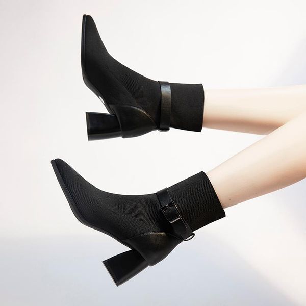 boots women new 2021 pointe shoes luxury designer high heel pointy black rubber fashion ankle stockings rock solid
boots women new 2021 pointe shoes luxury designer high heel pointy black rubber fashion ankle stockings rock solid