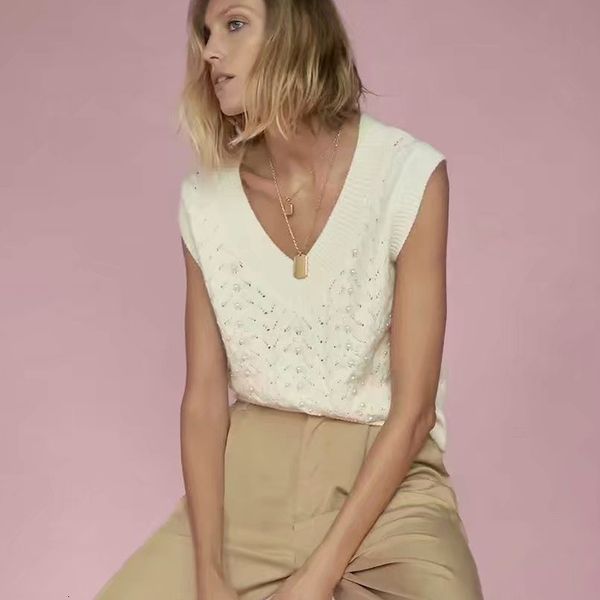 new spring autumn soft knitted sweater vest 2021 pearl inlay v-neck pullover sleeveless causal female knitting swearters hh4810 vxyf, White;black
new spring autumn soft knitted sweater vest 2021 pearl inlay v-neck pullover sleeveless causal female knitting swearters hh4810 vxyf, White;black