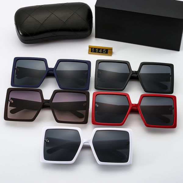 2021 fashion resin lens sunglasses pc frame men and women polarized sunglasses come with box no. 1145, White;black
2021 fashion resin lens sunglasses pc frame men and women polarized sunglasses come with box no. 1145, White;black