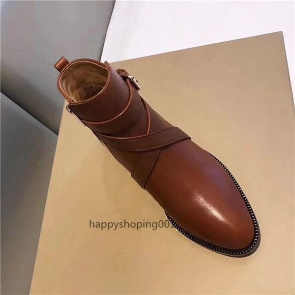 leather casual boots women shoes martin boots plaid stitching upper is imported calfskin plaid stripe women short boots, Black
leather casual boots women shoes martin boots plaid stitching upper is imported calfskin plaid stripe women short boots, Black