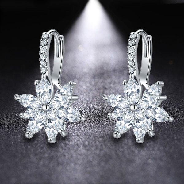 huami double layer flower earrings hoop ear clip with cz zirconia design big jewelry for wedding women earrings dangle drop, Golden;silver
huami double layer flower earrings hoop ear clip with cz zirconia design big jewelry for wedding women earrings dangle drop, Golden;silver