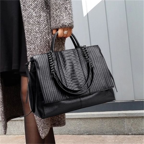 leather handbags big women bag casual female bags trunk brand shopping totes shoulder bag ladies large bolsos c0121
leather handbags big women bag casual female bags trunk brand shopping totes shoulder bag ladies large bolsos c0121