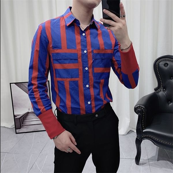 korean slim floral personality stripe print fashion 2021 spring casual long sleeve night club men social shirt c1212, White;black
korean slim floral personality stripe print fashion 2021 spring casual long sleeve night club men social shirt c1212, White;black