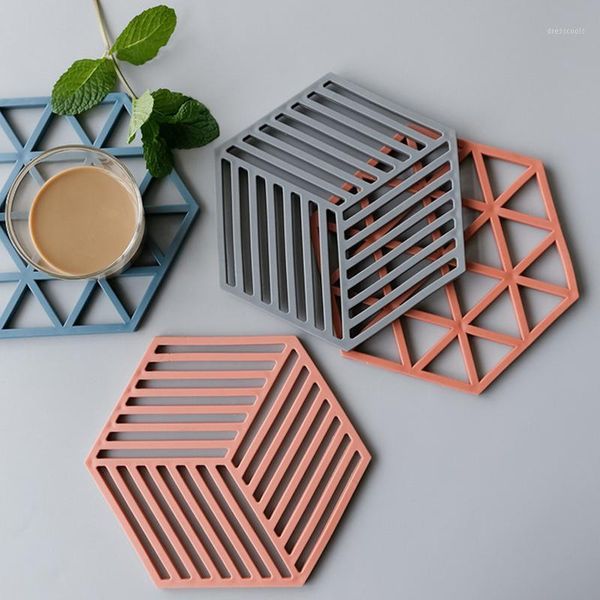 2pcs pvc teacup mat non-slip table mat heat resistant and heat insulating cushion hollow out pot cushion bowl with anti-pl1
2pcs pvc teacup mat non-slip table mat heat resistant and heat insulating cushion hollow out pot cushion bowl with anti-pl1