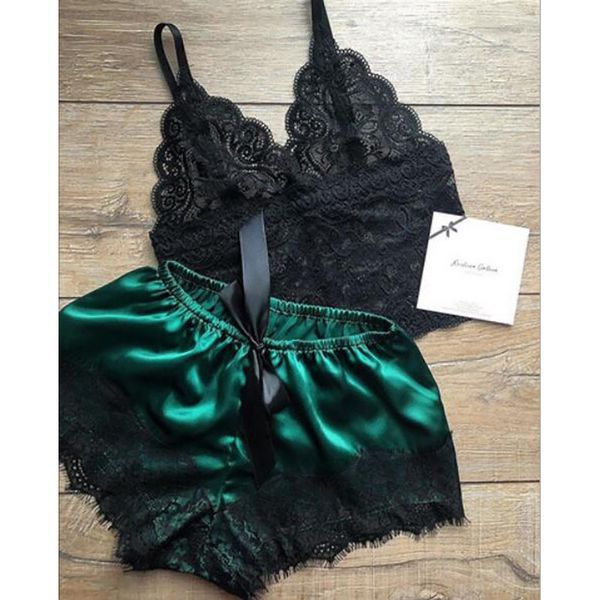 lace sleepwear set black see through lace +shorts 2 pieces set pajama plus size 6xl, Black;red
lace sleepwear set black see through lace +shorts 2 pieces set pajama plus size 6xl, Black;red