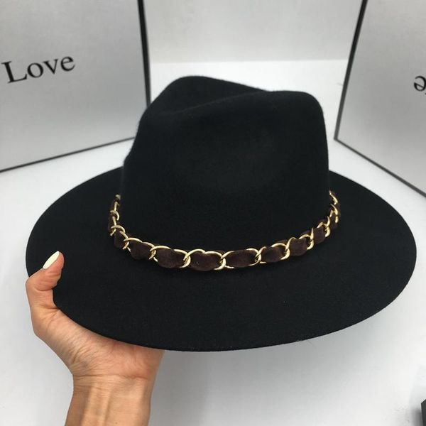 in the spring and autumn winter new wool hat for women with chain british fashion face, Blue;gray
in the spring and autumn winter new wool hat for women with chain british fashion face, Blue;gray