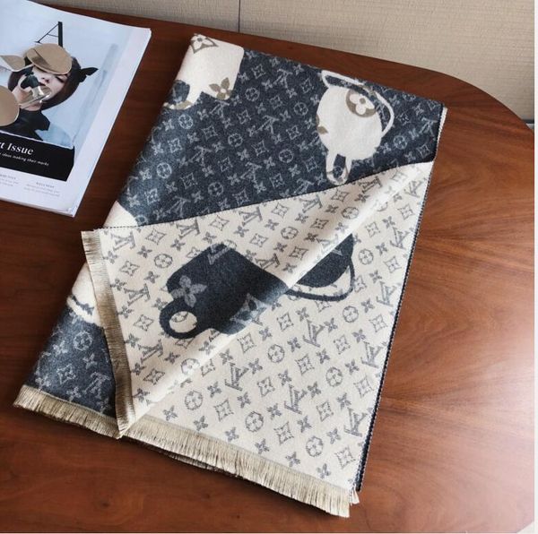 2021 winter scarf women cashmere lady stoles design print female warm shawls and wraps thick reversible scarves blanket, Blue;gray
2021 winter scarf women cashmere lady stoles design print female warm shawls and wraps thick reversible scarves blanket, Blue;gray