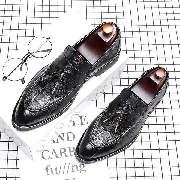 spring autumn men formal tassel wedding shoes luxury men business dress shoes loafers pointy m4671, Black
spring autumn men formal tassel wedding shoes luxury men business dress shoes loafers pointy m4671, Black