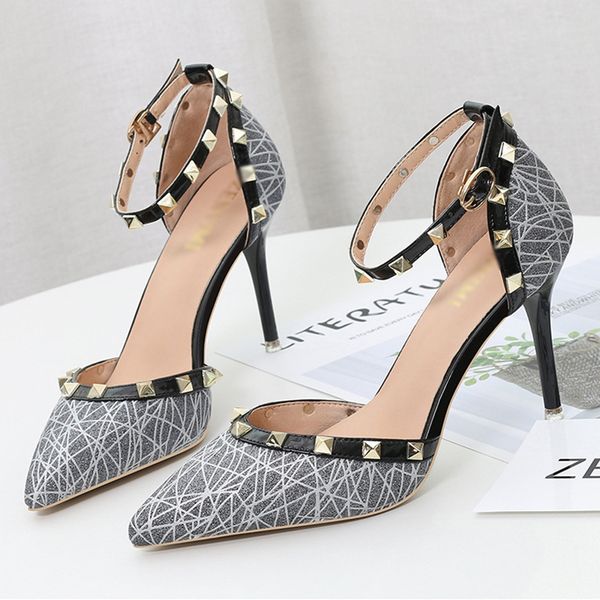 women fashion pumps sandals rivet thin breathable shoes feminine high heels pointed design high heels, Black
women fashion pumps sandals rivet thin breathable shoes feminine high heels pointed design high heels, Black
