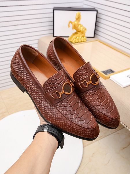 wedding dress suit formal shoe men loafers mens slip on designer men dress shoes business shoes men oxford leather zapatos hombre vestir, Black
wedding dress suit formal shoe men loafers mens slip on designer men dress shoes business shoes men oxford leather zapatos hombre vestir, Black
