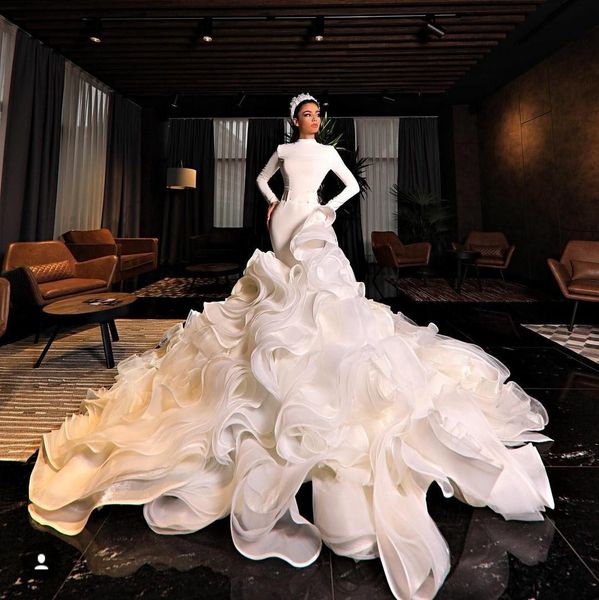 muslim mermaid wedding dresses wave details high neck long sleeves ruffles long train vestidos de novia middle east african bridal gowns, White
muslim mermaid wedding dresses wave details high neck long sleeves ruffles long train vestidos de novia middle east african bridal gowns, White