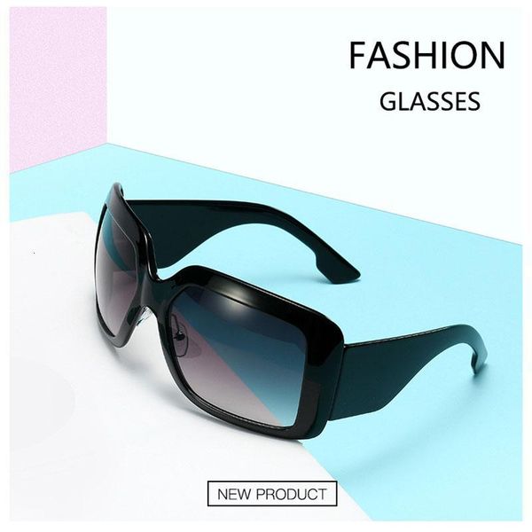 oversized design fashion 2020 square sunglasses women new vintage gradient sun glasses for female uv400, White;black
oversized design fashion 2020 square sunglasses women new vintage gradient sun glasses for female uv400, White;black