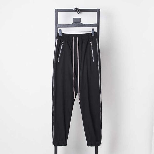 men's pants donx5 recommends two options of the same ro2020 spring and summer new locomotive zipper men's casual black trousers
men's pants donx5 recommends two options of the same ro2020 spring and summer new locomotive zipper men's casual black trousers