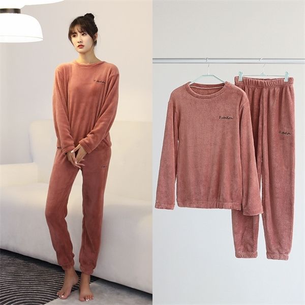 women winter pajamas set thick warm flannel homewear winter lounge wear female flannel pajamas home pants warm home clothes suit q1217, Black;red
women winter pajamas set thick warm flannel homewear winter lounge wear female flannel pajamas home pants warm home clothes suit q1217, Black;red