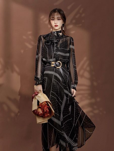 europe and the united states | elegant series design feeling small ribbon bow blouse in 2021 on the new shirt dress two-piece women of sprin, White
europe and the united states | elegant series design feeling small ribbon bow blouse in 2021 on the new shirt dress two-piece women of sprin, White