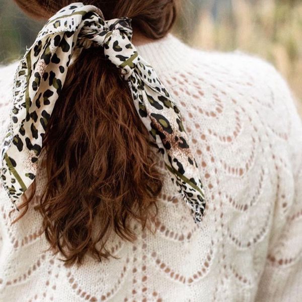 paulin de malha feminina quente mohair l inchado manga o nenck chique camisola 2020 outono inverno pulver do vintage, White;black
paulin de malha feminina quente mohair l inchado manga o nenck chique camisola 2020 outono inverno pulver do vintage, White;black