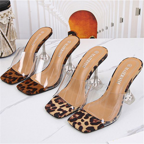 2021 female crystal nine-inch high crutches shales slides heels bigger shoes 5d96, Black
2021 female crystal nine-inch high crutches shales slides heels bigger shoes 5d96, Black