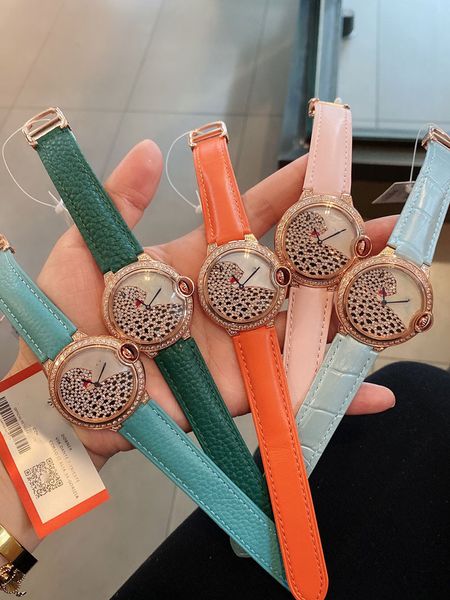 2021 ladies watch fashion luxury quartz watch ladies gift diamond watch dress elegant watches waterproof design watches 919, Slivery;brown
2021 ladies watch fashion luxury quartz watch ladies gift diamond watch dress elegant watches waterproof design watches 919, Slivery;brown
