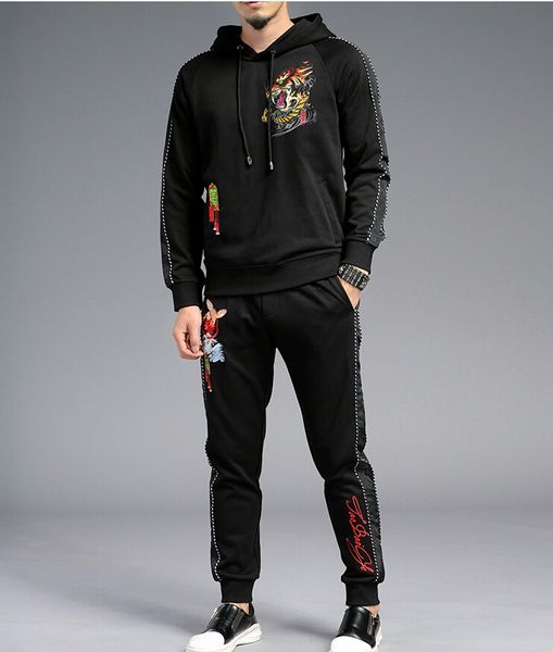 new winter 2020 design embroidered men's training suits in pure cotton clothes of3s, Gray
new winter 2020 design embroidered men's training suits in pure cotton clothes of3s, Gray
