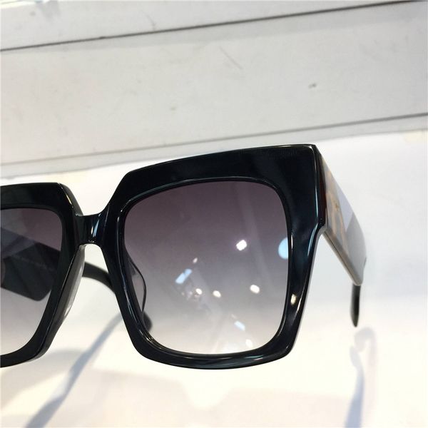 luxury 0263 new fashion sunglasses with uv protection for women vintage square plank frame popular come with case classic sungla, White;black
luxury 0263 new fashion sunglasses with uv protection for women vintage square plank frame popular come with case classic sungla, White;black