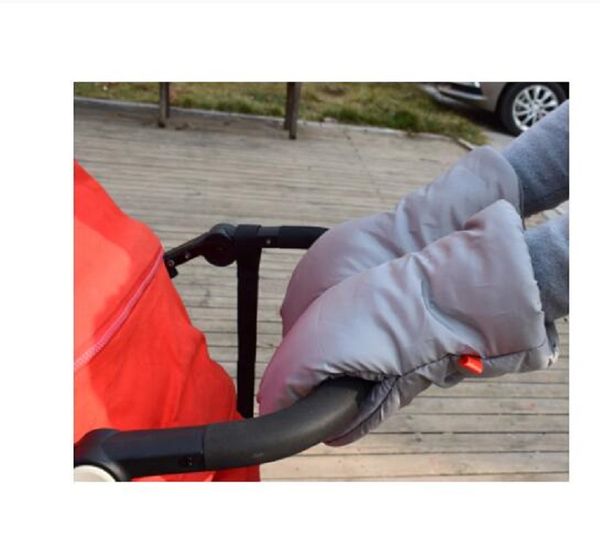 winter pram hand muff baby carriage pushchair warm fur fleece hand cover buggy clutch cart muff glove stroller accessories
winter pram hand muff baby carriage pushchair warm fur fleece hand cover buggy clutch cart muff glove stroller accessories