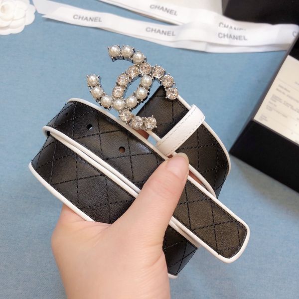 роскошный ремень высококачественная мода бренд ремень мужские и женские бренд дизайнер ремень золотая пряжка вечеринка джинсы бесплатная дос, Black;brown 
роскошный ремень высококачественная мода бренд ремень мужские и женские бренд дизайнер ремень золотая пряжка вечеринка джинсы бесплатная дос, Black;brown