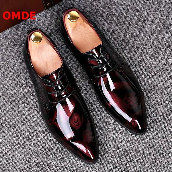 dress shoes omde pointed toe leather men patent lace-up handmade formal brogue men's wedding1, Black
dress shoes omde pointed toe leather men patent lace-up handmade formal brogue men's wedding1, Black