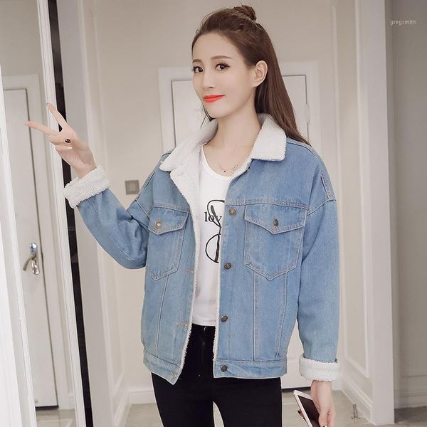 new autumn winter thick lambs wool basic denim jacket women corduroy loose coat plus size cotton warm velvet jeans outerwear s301, Tan;black
new autumn winter thick lambs wool basic denim jacket women corduroy loose coat plus size cotton warm velvet jeans outerwear s301, Tan;black