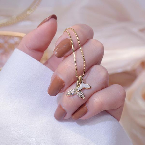 fashion 2021 mermaid tail charm necklace for women pendant creative design jewelry micro inlaid shiny zircon chains gift, Silver
fashion 2021 mermaid tail charm necklace for women pendant creative design jewelry micro inlaid shiny zircon chains gift, Silver