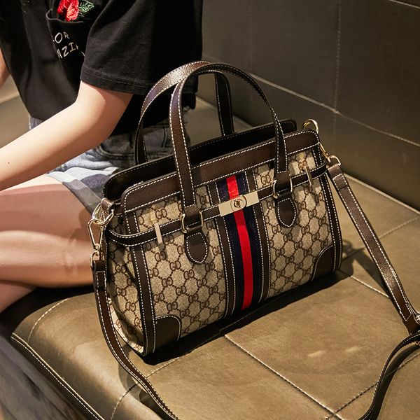 hong kong surrogate shopping handbag womens bag 2020 new fashion net red all-matching famous brand genuine leather crossbody fashion birkin
hong kong surrogate shopping handbag womens bag 2020 new fashion net red all-matching famous brand genuine leather crossbody fashion birkin