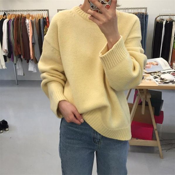 2020 autumn winter women knitted sweater and pullovers o-neck minimalist oversize solid color elegant ladies jumpers1, White;black
2020 autumn winter women knitted sweater and pullovers o-neck minimalist oversize solid color elegant ladies jumpers1, White;black
