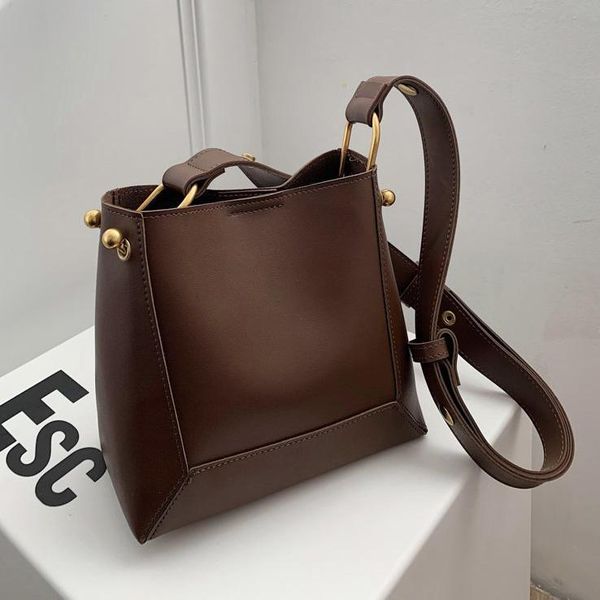 cross body olsitti fashion pu leather shoulder bags for women 2021 style european and american solid color hand bag all-match crossbody
cross body olsitti fashion pu leather shoulder bags for women 2021 style european and american solid color hand bag all-match crossbody