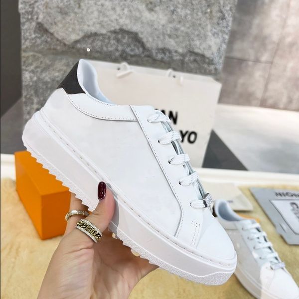 designer shoes mens women calfskin sneakers runners rainbow trainer for flower motifs vintage sneaker with box, Black
designer shoes mens women calfskin sneakers runners rainbow trainer for flower motifs vintage sneaker with box, Black