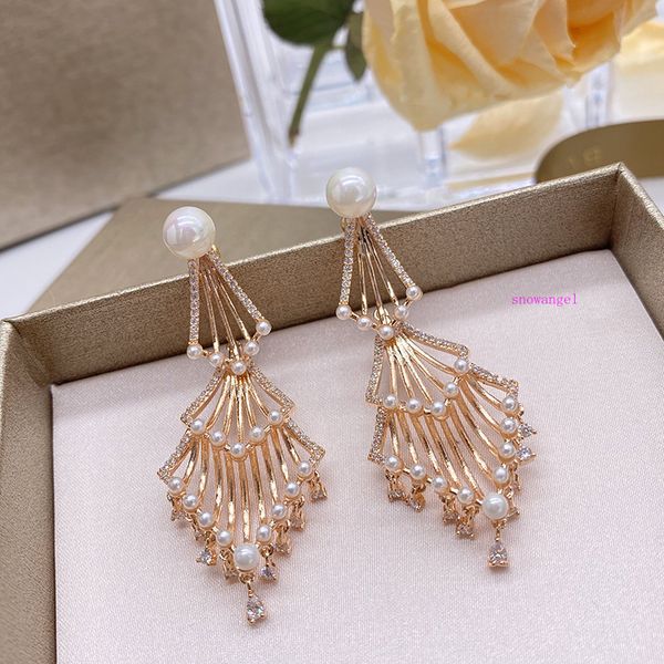merry christmas to you umbrella skirt earrings female french mini zirconium fan-shaped earrings 925 silver needle row deluxe super flash
merry christmas to you umbrella skirt earrings female french mini zirconium fan-shaped earrings 925 silver needle row deluxe super flash