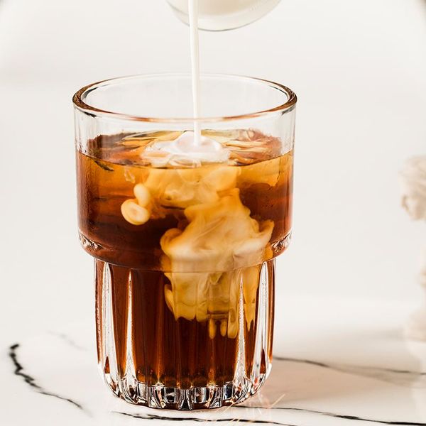 бар полосатый стеклянный чашкой whiskey чай кофе молока воды кружка коктейль бренди водка капля очки вина прозрачные чашки пьющитные програм
бар полосатый стеклянный чашкой whiskey чай кофе молока воды кружка коктейль бренди водка капля очки вина прозрачные чашки пьющитные програм