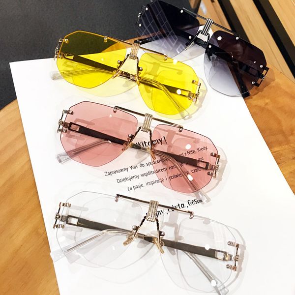 oversize shield sunglasses visor men women one peice sunny windproof mask sun glasses flat hood goggle with box fml j1211, White;black
oversize shield sunglasses visor men women one peice sunny windproof mask sun glasses flat hood goggle with box fml j1211, White;black
