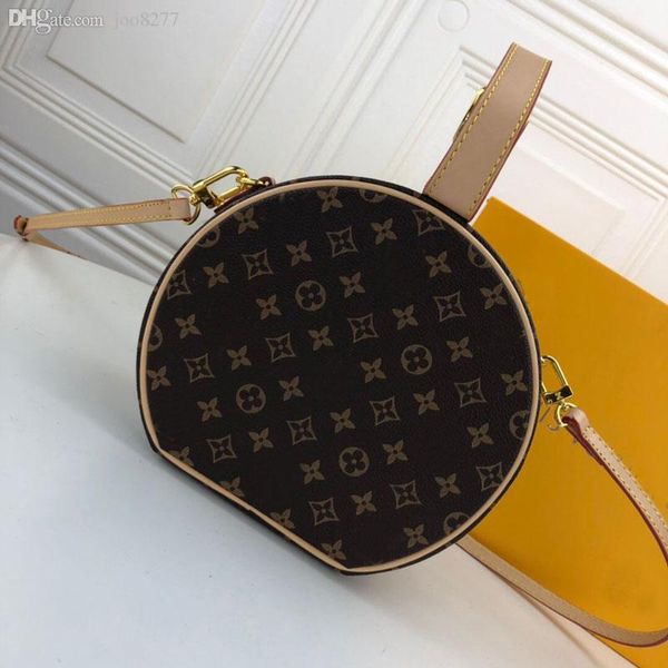 luxurys designers bags classic sumbags женские сумки lady messenger пакеты кожаные сумки женские поперечины 14,5 * 16,5 * 7.5см 8272, Red;black
luxurys designers bags classic sumbags женские сумки lady messenger пакеты кожаные сумки женские поперечины 14,5 * 16,5 * 7.5см 8272, Red;black