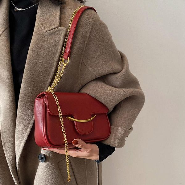 shoulder bags handbag 2021 fashion female tote bag quality pu leather women designer chain messenger
shoulder bags handbag 2021 fashion female tote bag quality pu leather women designer chain messenger