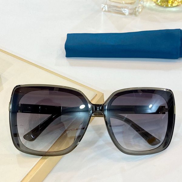 0867 sunglasses popular sunglasses fashion men and women retro style anti-ultraviolet square frame with protective cover, White;black
0867 sunglasses popular sunglasses fashion men and women retro style anti-ultraviolet square frame with protective cover, White;black