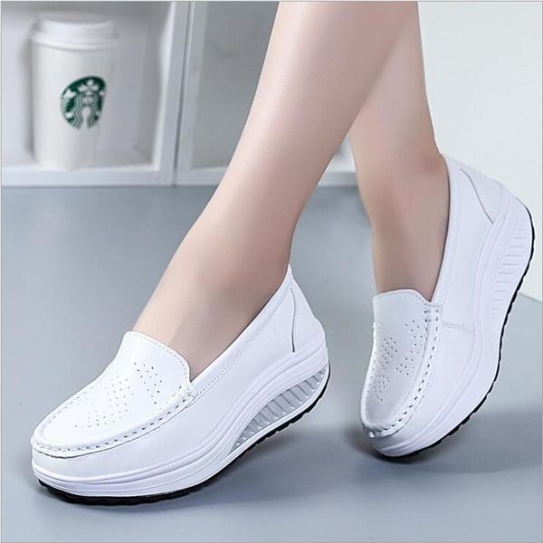 cow two-layer leather black women's shoes breathable fashion flat shoes; thick bottom women's shoes zapatos de mujer 42
cow two-layer leather black women's shoes breathable fashion flat shoes; thick bottom women's shoes zapatos de mujer 42