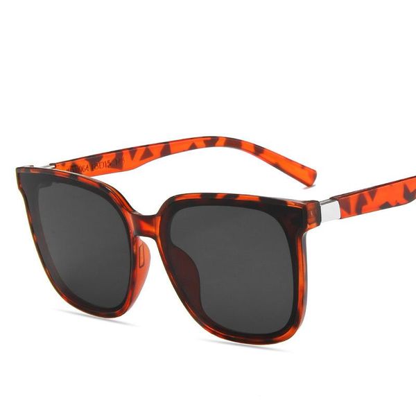 square sunglasses men women tan pink gray lens uv400 protection eyewear fashion design gafas de sol, White;black
square sunglasses men women tan pink gray lens uv400 protection eyewear fashion design gafas de sol, White;black