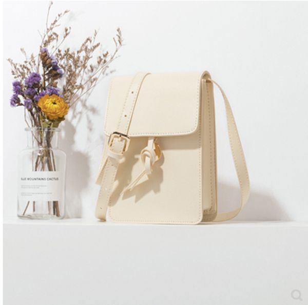messenger bag, product ,luxury designer bag , advanced artificial canvas material , small messenger bag , freight 002-2
messenger bag, product ,luxury designer bag , advanced artificial canvas material , small messenger bag , freight 002-2