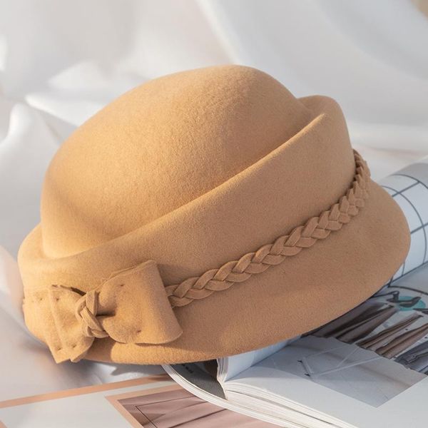 girl autumn and british woolen tweed bow female winter versatile beret korean stewardess hat
girl autumn and british woolen tweed bow female winter versatile beret korean stewardess hat
