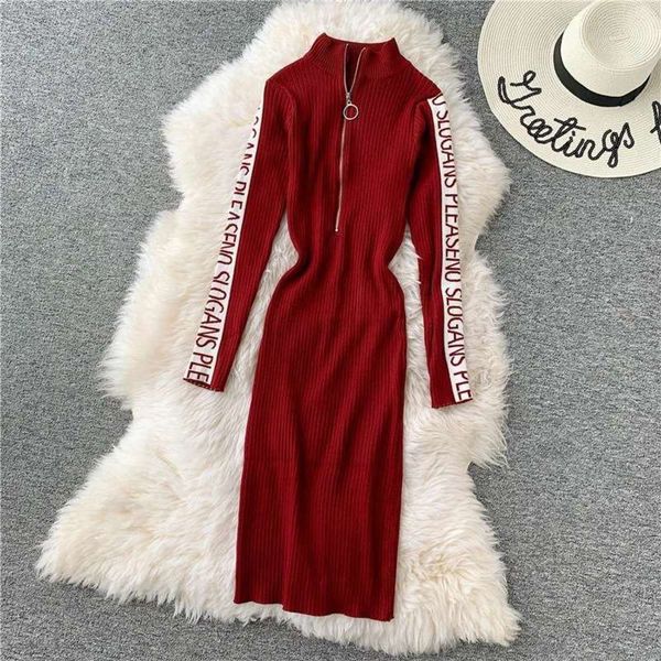 stand aw2020 zipper new collar style embroidery mid length slim fit and hip wrap knit dress 4445a, Black;gray
stand aw2020 zipper new collar style embroidery mid length slim fit and hip wrap knit dress 4445a, Black;gray