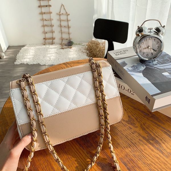 2020 original single luxury design women's chain messenger bag fashion catwalk one shoulder handbag ing, Black
2020 original single luxury design women's chain messenger bag fashion catwalk one shoulder handbag ing, Black